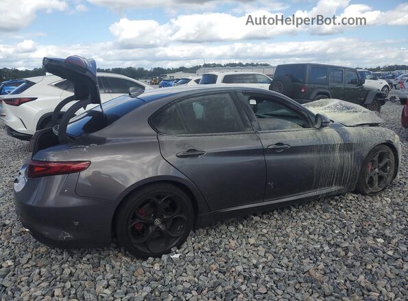 ZARFAECN7J7581409 2018 ALFA ROMEO GIULIA Gray Tył prawy