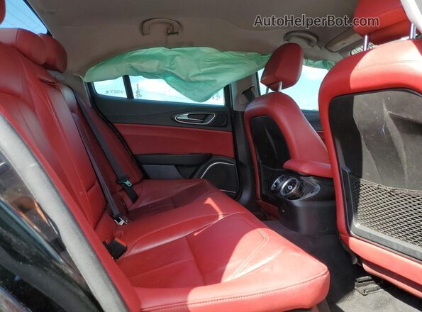 ZARFAMAN5K7598725 2019 ALFA ROMEO GIULIA Black უკანა სავარძლების ხედი