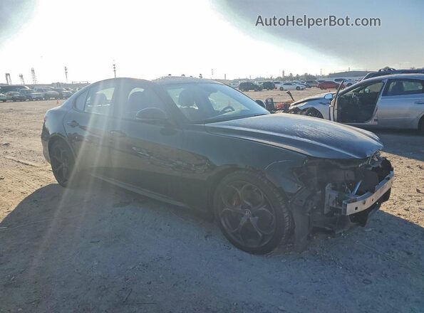 ZARFAMBN1K7603370 2019 ALFA ROMEO GIULIA Черный Передняя правая четверть