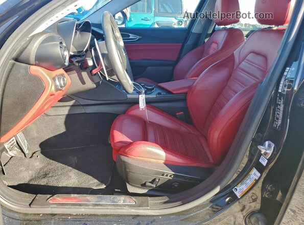 ZARFAMBN1K7603370 2019 ALFA ROMEO GIULIA Черный Вид салона спереди