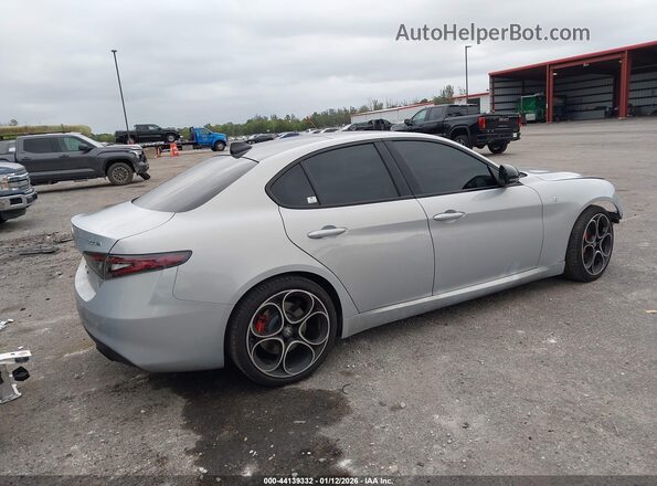 ZARFAMBN6R7680536 2024 ALFA ROMEO GIULIA Серый Задняя правая четверть