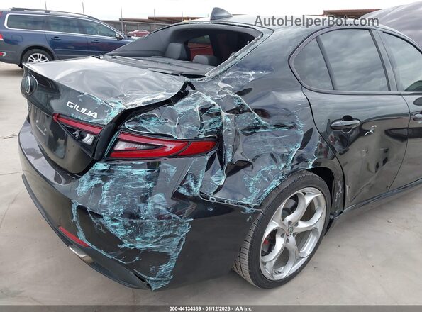 ZARFAMBN8K7604225 2019 ALFA ROMEO GIULIA Черный Вид спереди