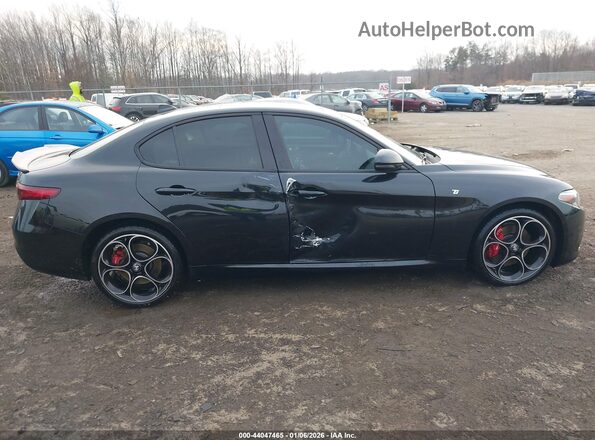 ZARFANBN2N7652801 2022 ALFA ROMEO GIULIA Черный Вид спереди