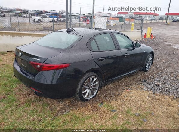 ZARFANBN6N7655152 2022 ALFA ROMEO GIULIA Черный Задняя правая четверть