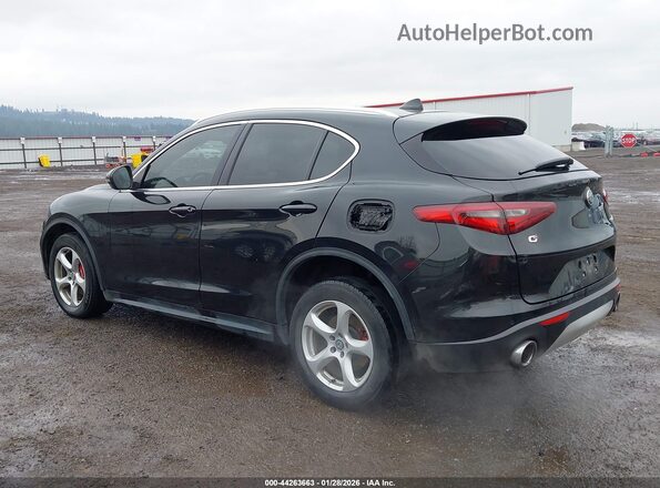ZASFAKAN1J7B79825 2018 ALFA ROMEO STELVIO Black 360 interior view