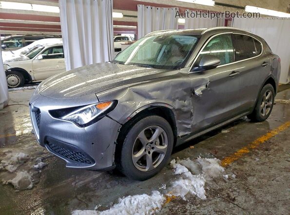 ZASFAKAN4J7B81388 2018 ALFA ROMEO STELVIO Серый Передняя левая четверть