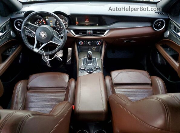 ZASFAKNN4J7B87816 2018 ALFA ROMEO STELVIO Черный Вид панели приборов