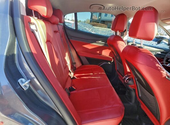 ZASPAJAN1M7D03532 2021 ALFA ROMEO STELVIO Серый Вид задних сидений