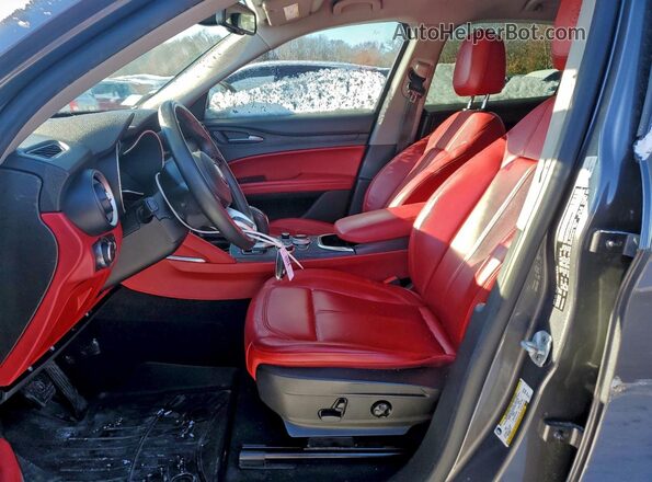 ZASPAJAN1M7D03532 2021 ALFA ROMEO STELVIO Серый Вид салона спереди