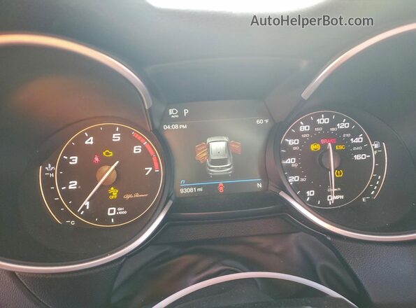 ZASPAJAN8P7D55051 2023 ALFA ROMEO STELVIO Gray Instrument cluster view