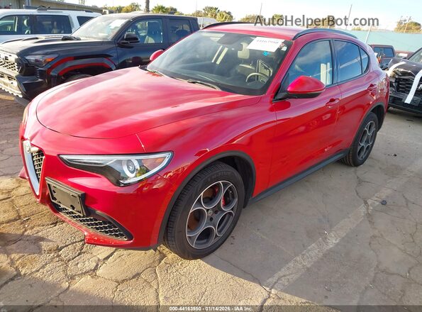 ZASPAKAN7K7C35126 2019 ALFA ROMEO STELVIO Красный Передняя левая четверть