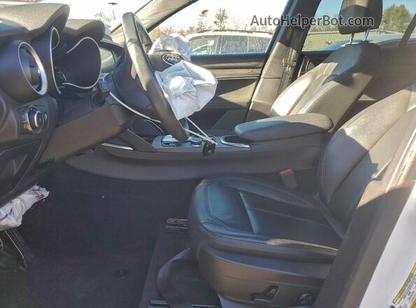 ZASPAKBN0N7D32459 2022 ALFA ROMEO STELVIO Белый Вид салона спереди