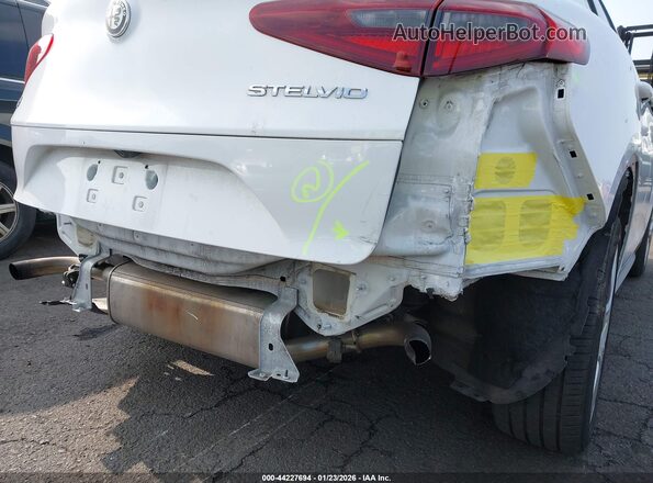 ZASPAKBN1K7C40661 2019 ALFA ROMEO STELVIO Белый Вид спереди