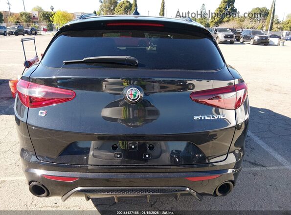 ZASPAKBN1P7D63609 2023 ALFA ROMEO STELVIO Black 