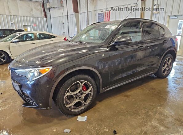 ZASPAKBN3N7D39664 2022 ALFA ROMEO STELVIO Black Przód lewy