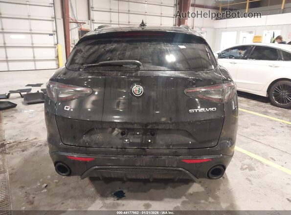 ZASPAKBN3R7D74596 2024 ALFA ROMEO STELVIO Black 