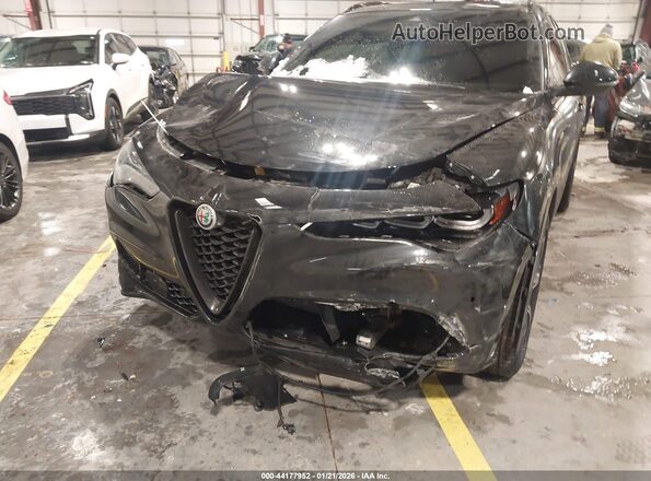 ZASPAKBN3R7D74596 2024 ALFA ROMEO STELVIO Black წინა ხედი