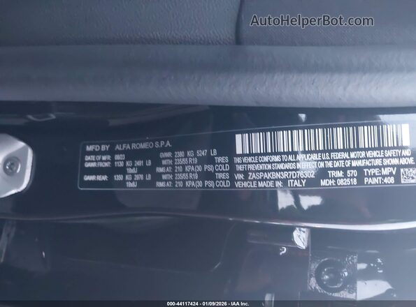 ZASPAKBN3R7D76302 2024 ALFA ROMEO STELVIO Black Вид підкапотного простору