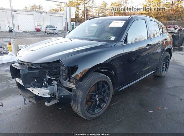 ZASPAKBN5L7C92022 2020 ALFA ROMEO STELVIO Черный Передняя левая четверть