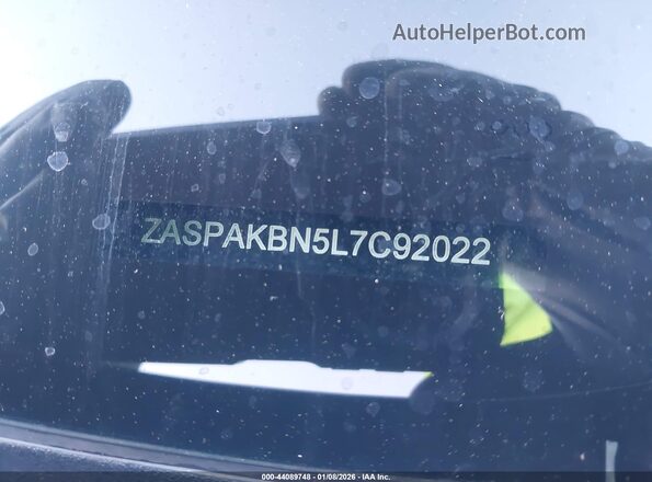 ZASPAKBN5L7C92022 2020 ALFA ROMEO STELVIO Черный 