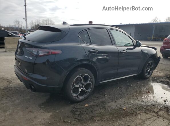 ZASPAKBN7R7D77629 2024 ALFA ROMEO STELVIO Black Tył prawy