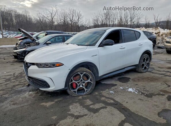 ZASPATDW5R3044183 2024 ALFA ROMEO OTHER White Przód lewy