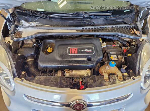 ZFBCFAAH2HZ038670 2017 FIAT 500L Серебряный Вид задней части салона