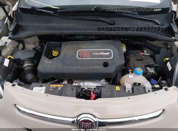 ZFBCFAAHXHZ040103 2017 FIAT 500L Кремовый Вид сзади