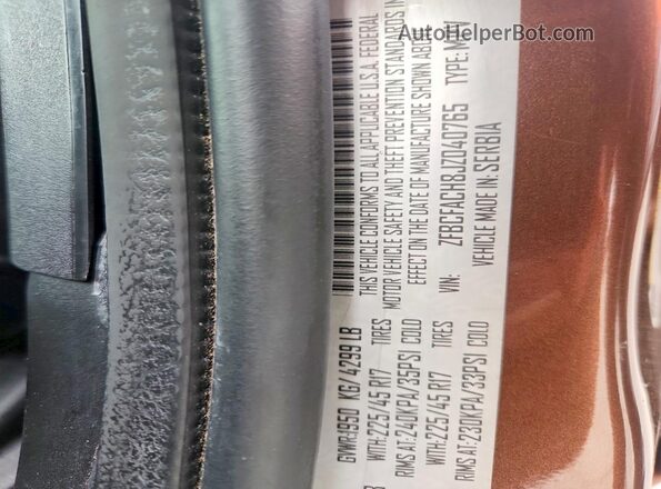 ZFBCFACH8JZ040765 2018 FIAT 500L Brown Vista del compartimento del motor