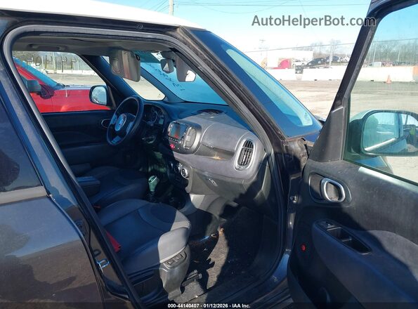 ZFBCFADH4HZ040206 2017 FIAT 500L Black Vista interior delantera