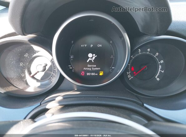 ZFBCFXAB3JP678998 2018 FIAT 500X Белый Вид задних сидений