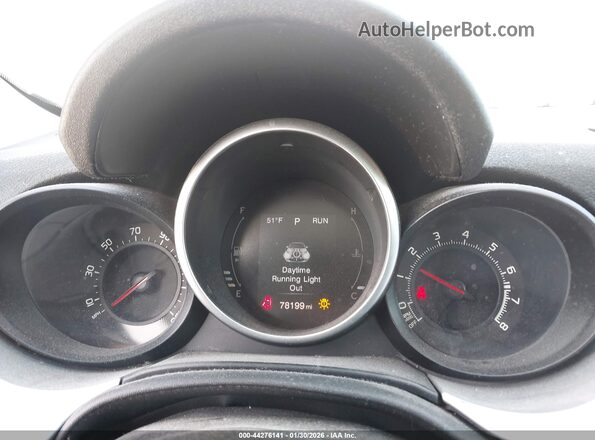ZFBCFXAB7HP572578 2017 FIAT 500X Серебряный Вид задних сидений