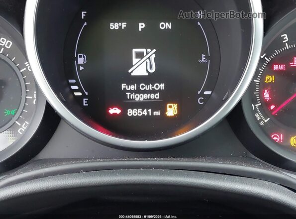 ZFBCFXAB9JP715682 2018 FIAT 500X Серебряный 