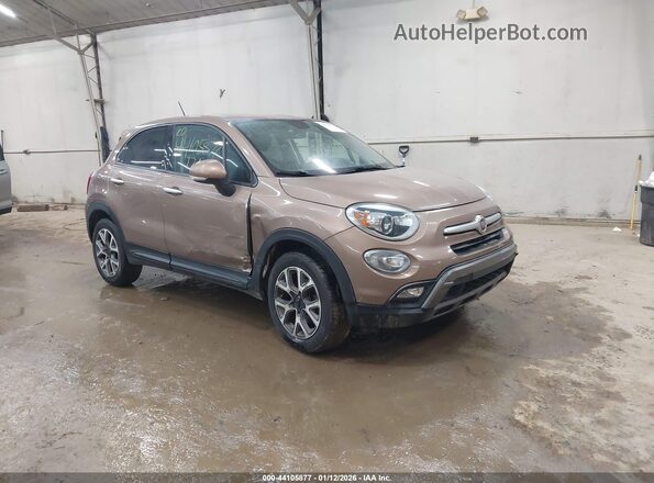 ZFBCFYCB8HP614520 2017 FIAT 500X Champagne Передняя правая четверть