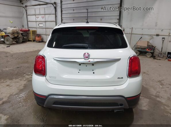 ZFBCFYCB8JP709939 2018 FIAT 500X Белый 