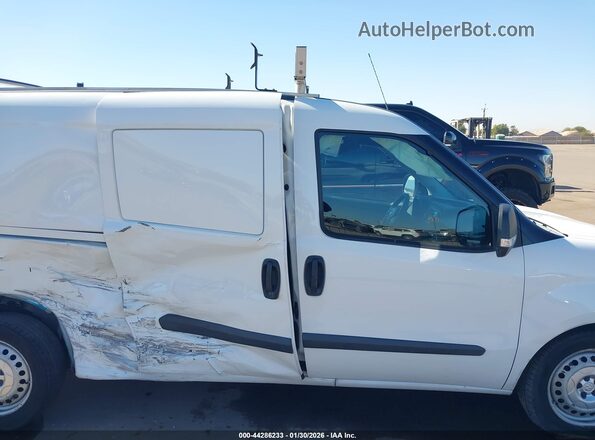 ZFBERFAB3H6E54949 2017 RAM PROMASTER CITY Белый Вид задней части салона