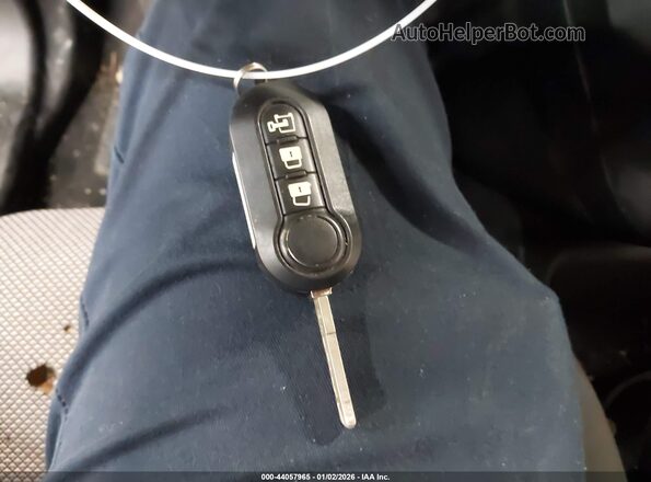 ZFBERFAB9J6L75076 2018 RAM PROMASTER CITY Белый Вид панели приборов