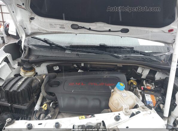ZFBERFBB5J6H60524 2018 RAM PROMASTER CITY Белый Вид сзади