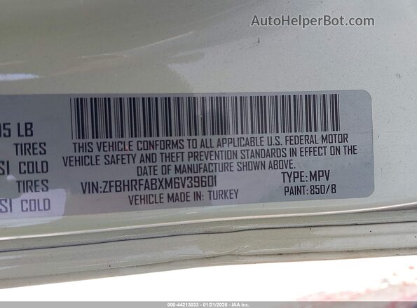 ZFBHRFABXM6V39601 2021 RAM PROMASTER CITY White Widok komory silnika