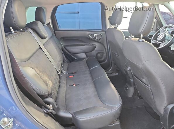 ZFBNFAAH5KZ041899 2019 FIAT 500L Синий Вид задних сидений