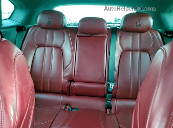 ZN661XUS7MX370739 2021 MASERATI LEVANTE Серый Вид задних сидений