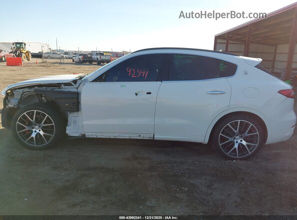 ZN661YUSXHX255029 2017 MASERATI LEVANTE Белый 