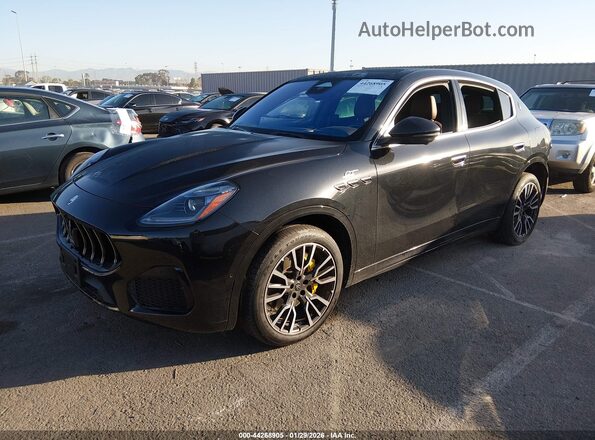 ZN682AVA6P7422827 2023 MASERATI GRECALE Black წინა მარცხენა ხედი სამი მეოთხედიდან