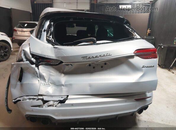 ZN682AVA8P7434168 2023 MASERATI GRECALE Silver Front view