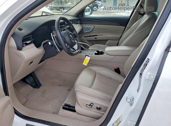 ZN682AVA8P7437426 2023 MASERATI GRECALE White Вид салону спереду
