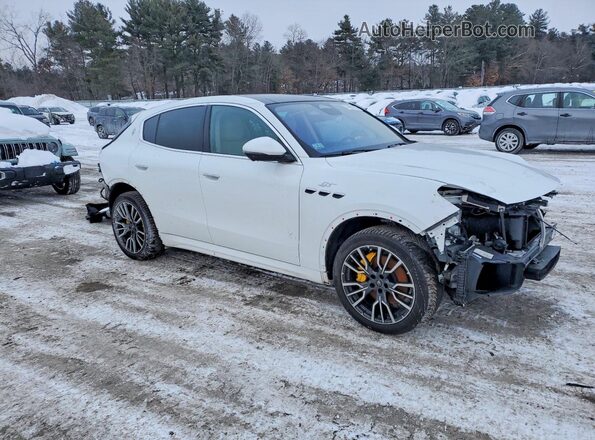 ZN682AVA8P7437426 2023 MASERATI GRECALE White Передня права чверть