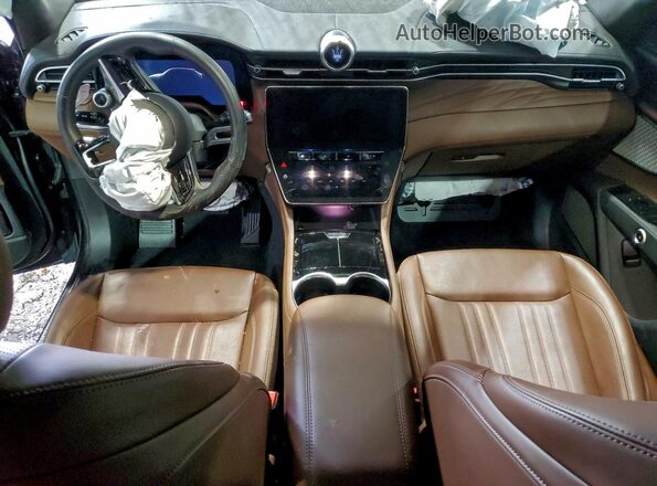 ZN682AVA9P7433871 2023 MASERATI GRECALE Угольный Вид панели приборов