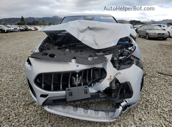 ZN6PMDAA5R7450280 2024 MASERATI GRECALE Серебряный Вид спереди