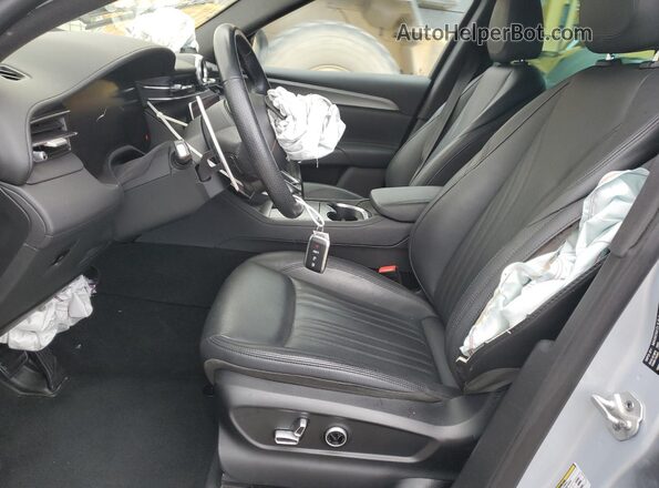 ZN6PMDAA5R7450280 2024 MASERATI GRECALE Серебряный Вид салона спереди