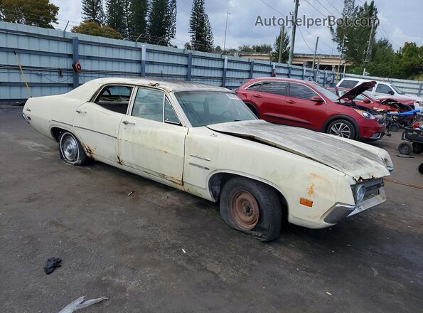 0A28F236757 1970 FORD FAIRLANE Beige Przód prawy